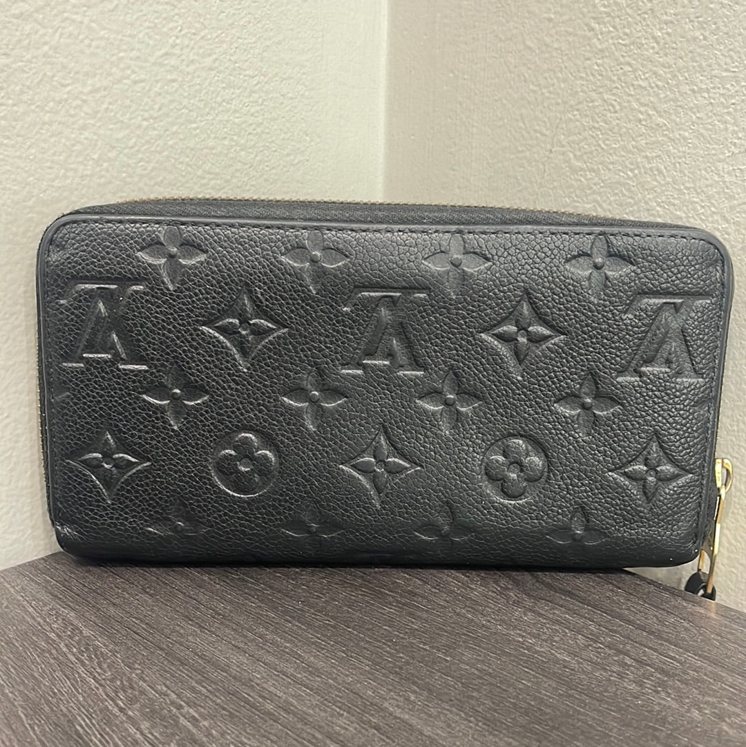 SOLD! Louis Vuitton Empreinte Zippy Wallet