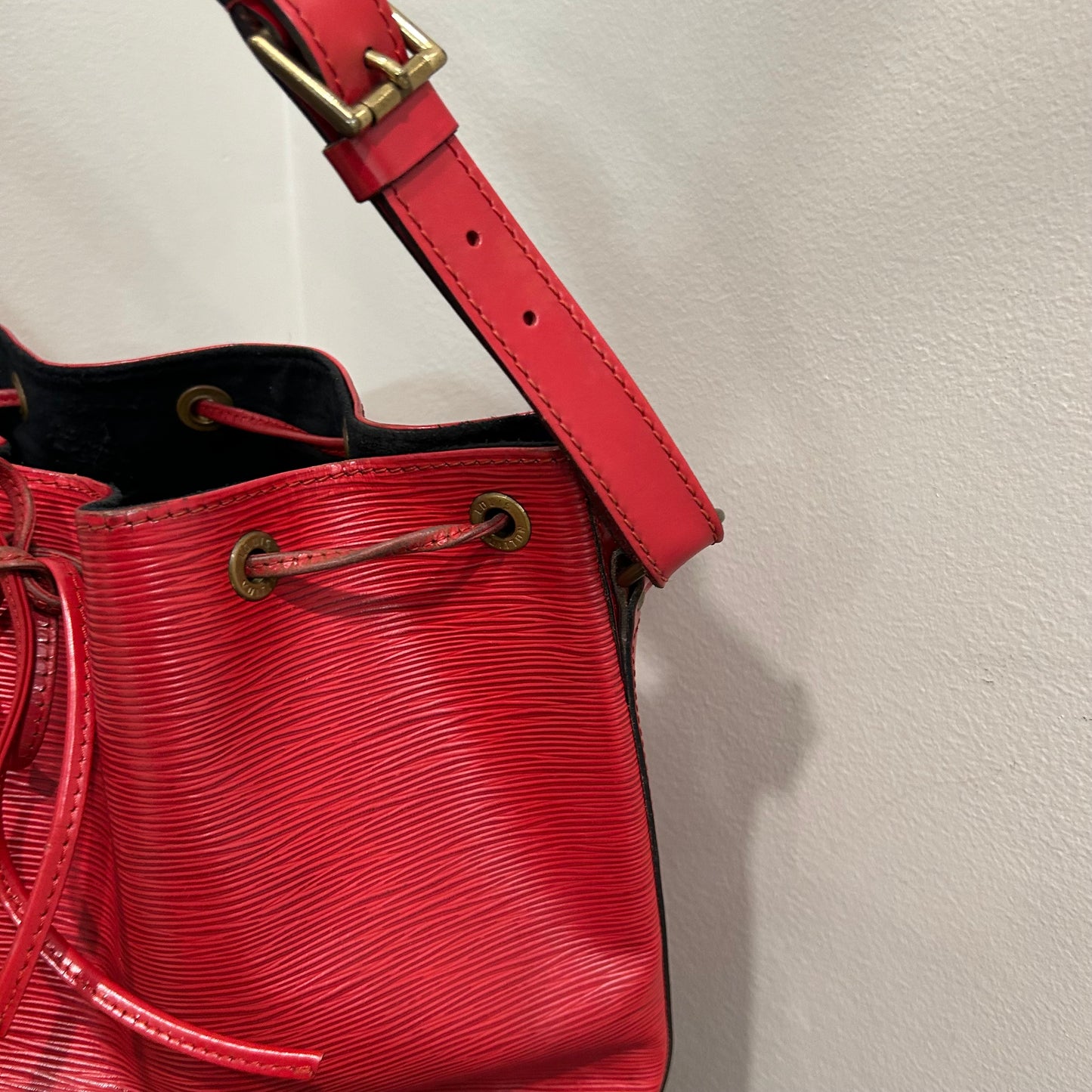 CLEARANCE Louis Vuitton Epi Noe GM
