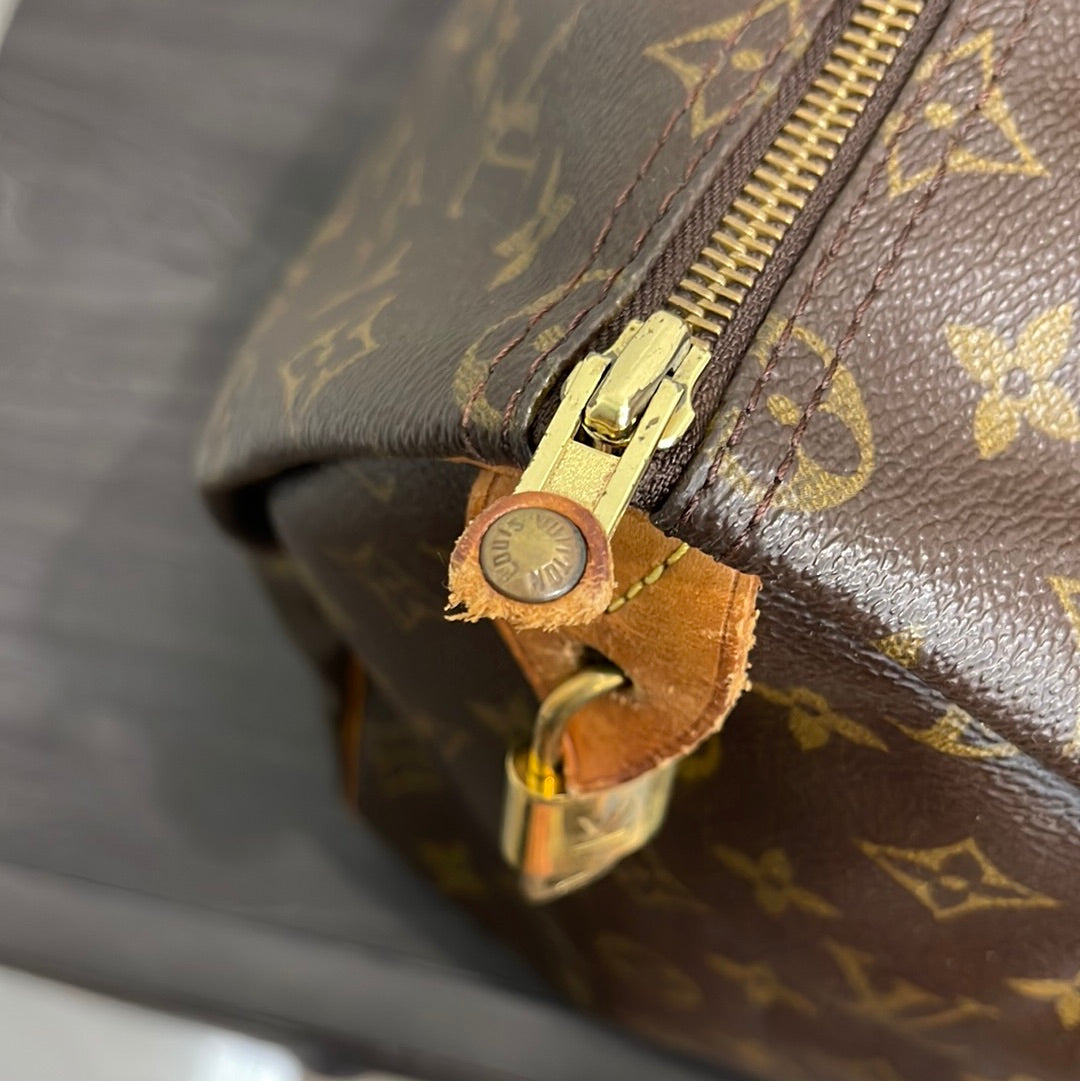 SOLD! Louis Vuitton Monogram Speedy 35 with Lock & Key