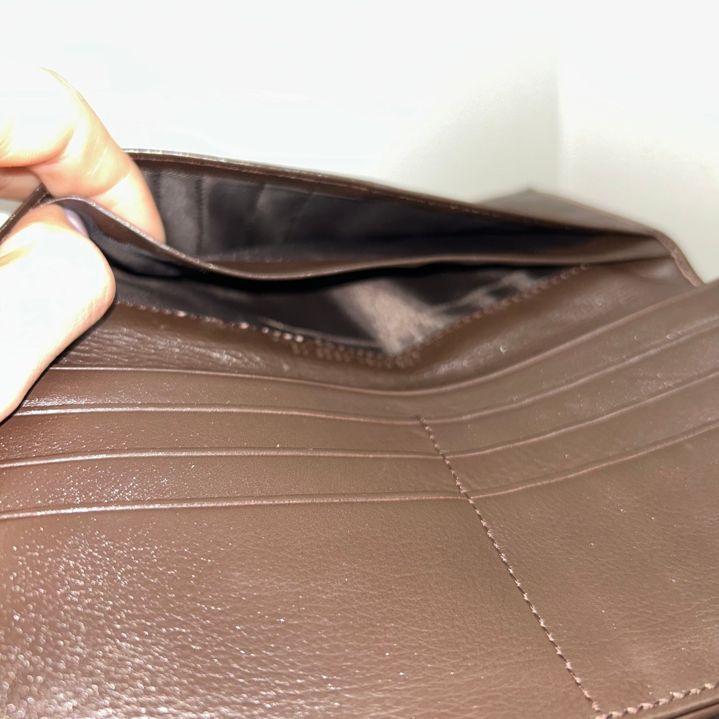 #181 GUCCI Guccissima Flap Wallet