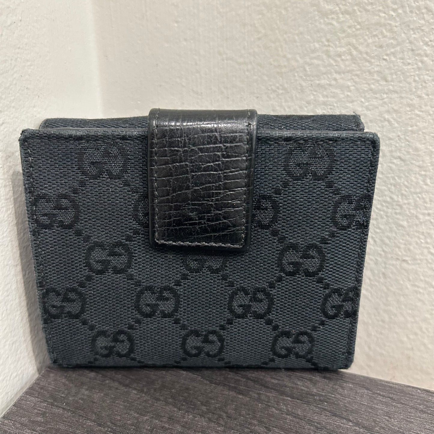 SOLD! Gucci Wallet