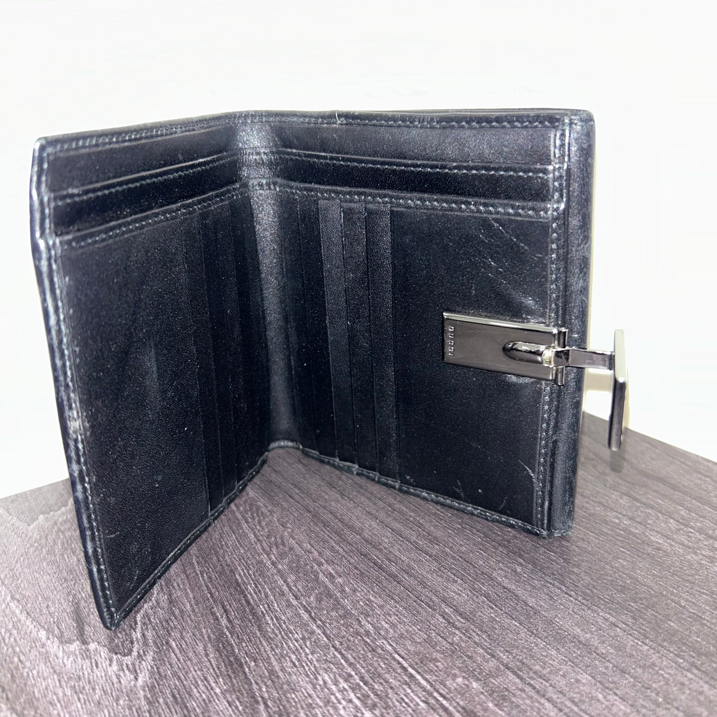 #175 GUCCI Leather Wallet