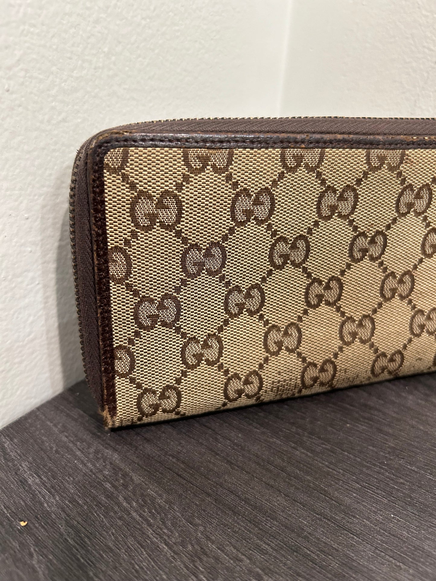 SOLD! Gucci GG Wallet
