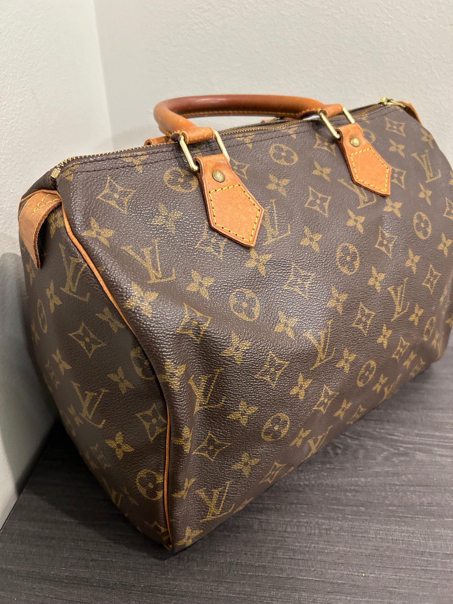SOLD! Louis Vuitton Monogram Speedy 30
