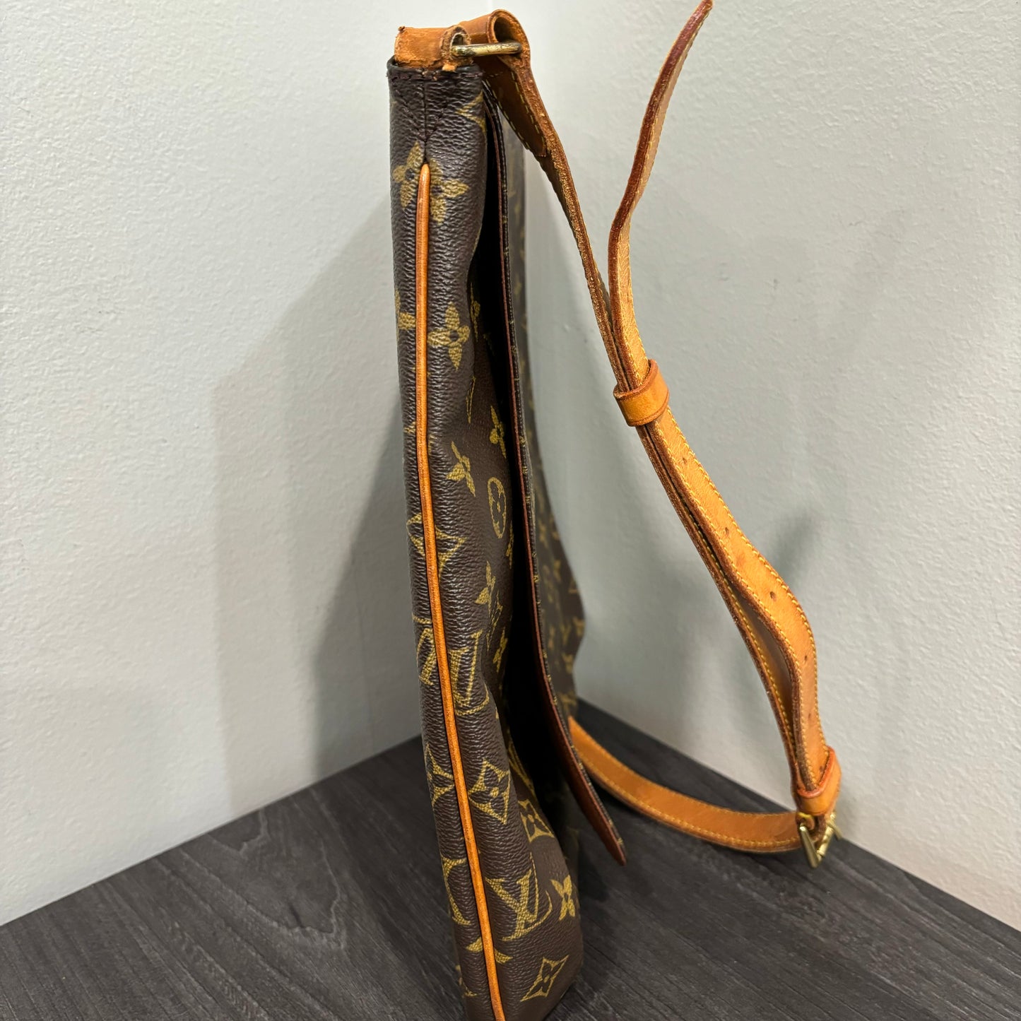 #316 LOUIS VUITTON Musette