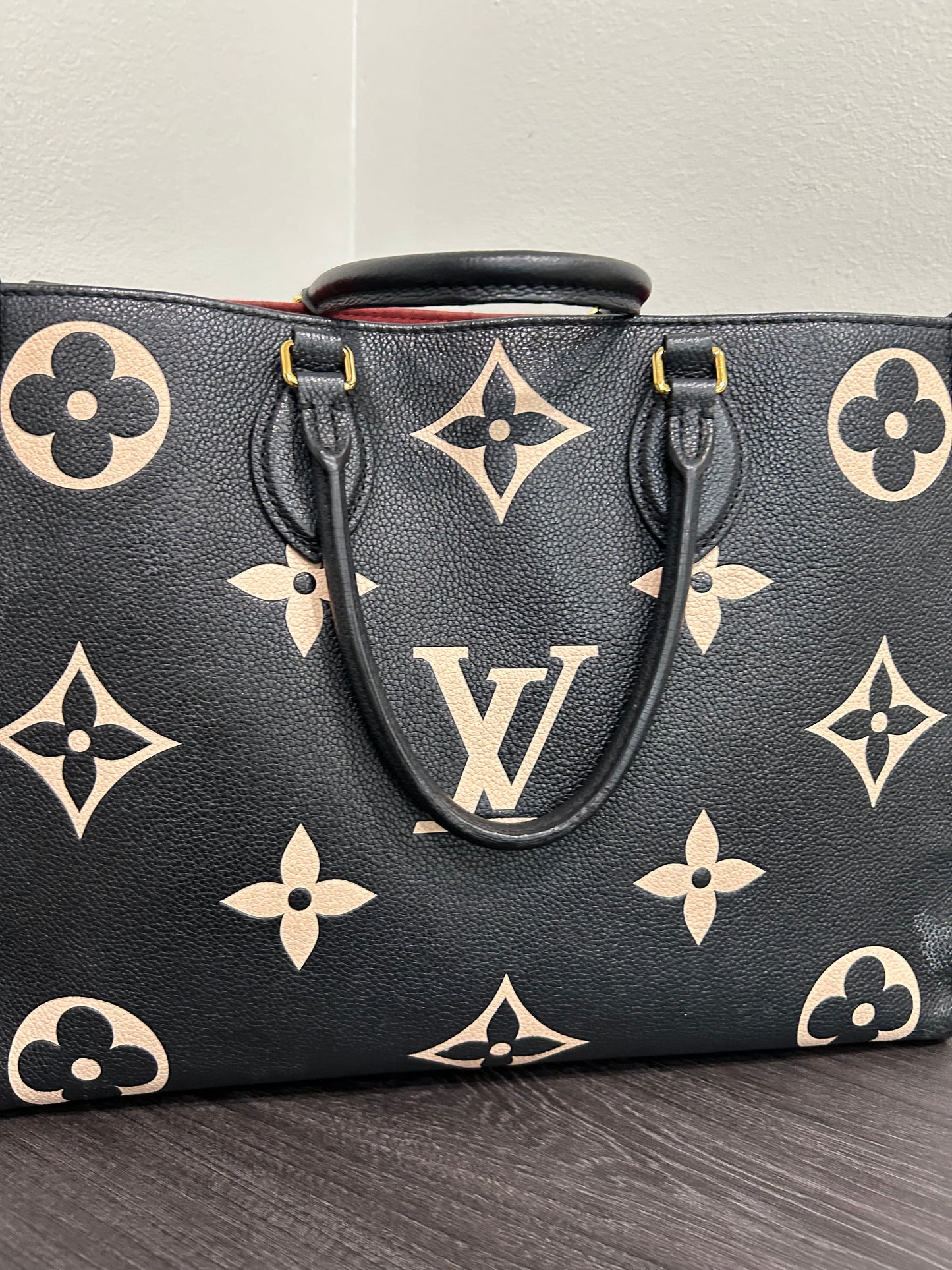 SOLD! Louis Vuitton On The Go MM