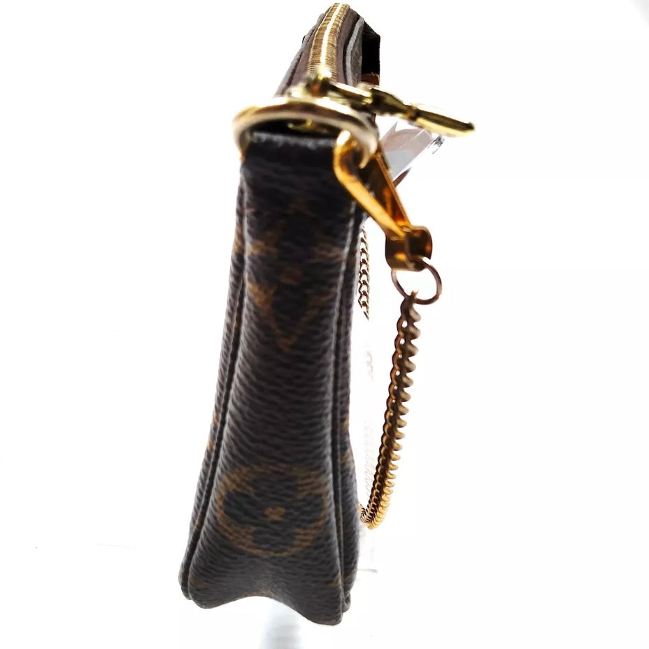 Louis Vuitton Pouchette