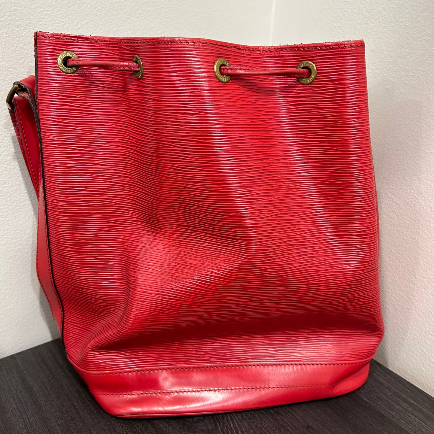 CLEARANCE Louis Vuitton Epi Noe GM