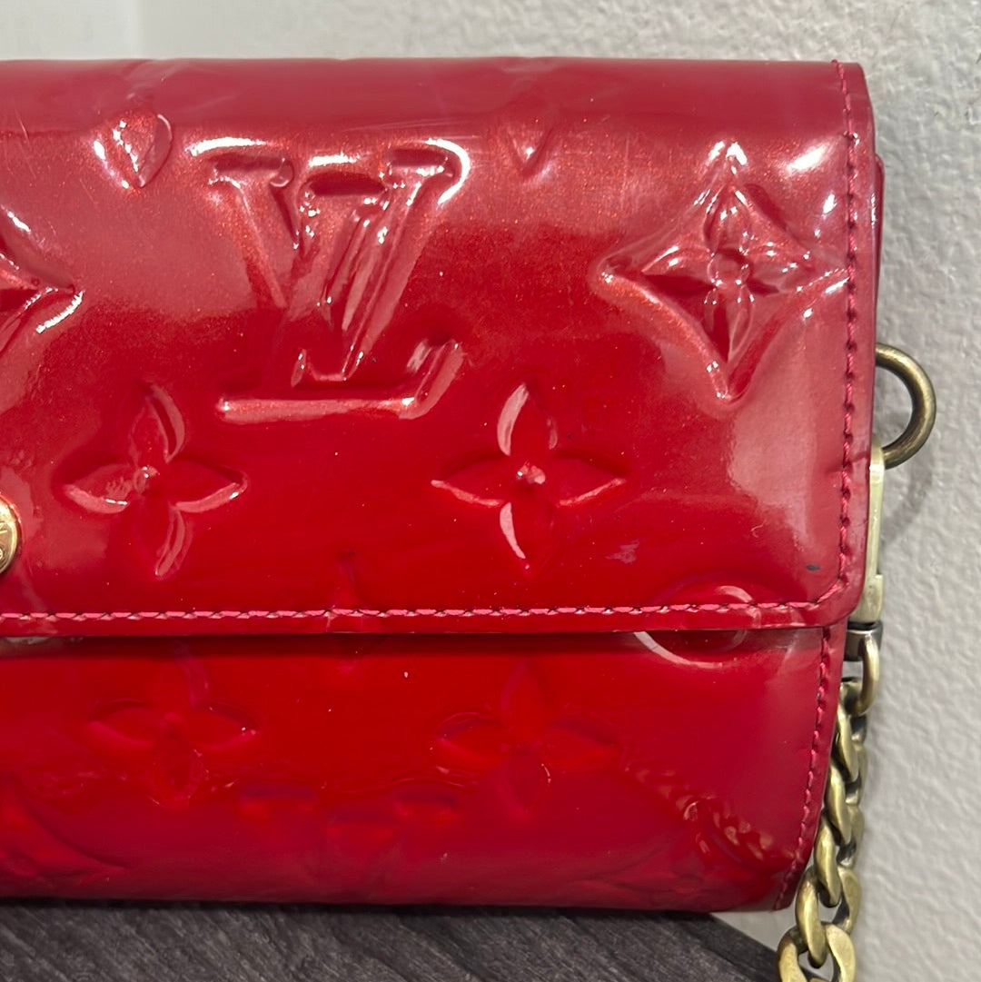 SOLD! Louis Vuitton Vernis Wallet on Chain