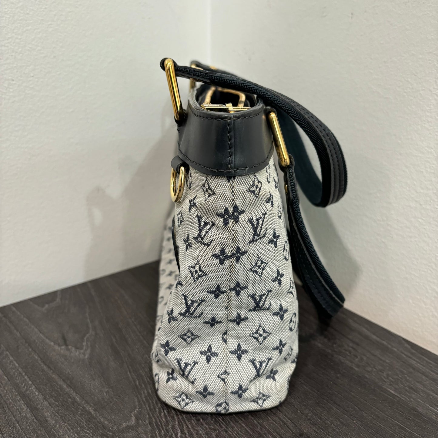 #322 LOUIS VUITTON Minilin Lucille PM