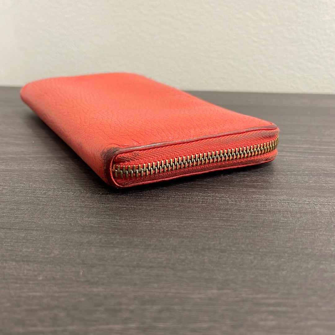 SOLD! Gucci Leather Wallet and Louis Vuitton Card Holder