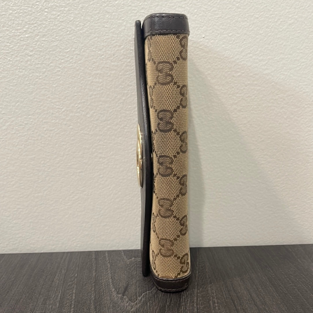 SOLD! Gucci GG Wallet