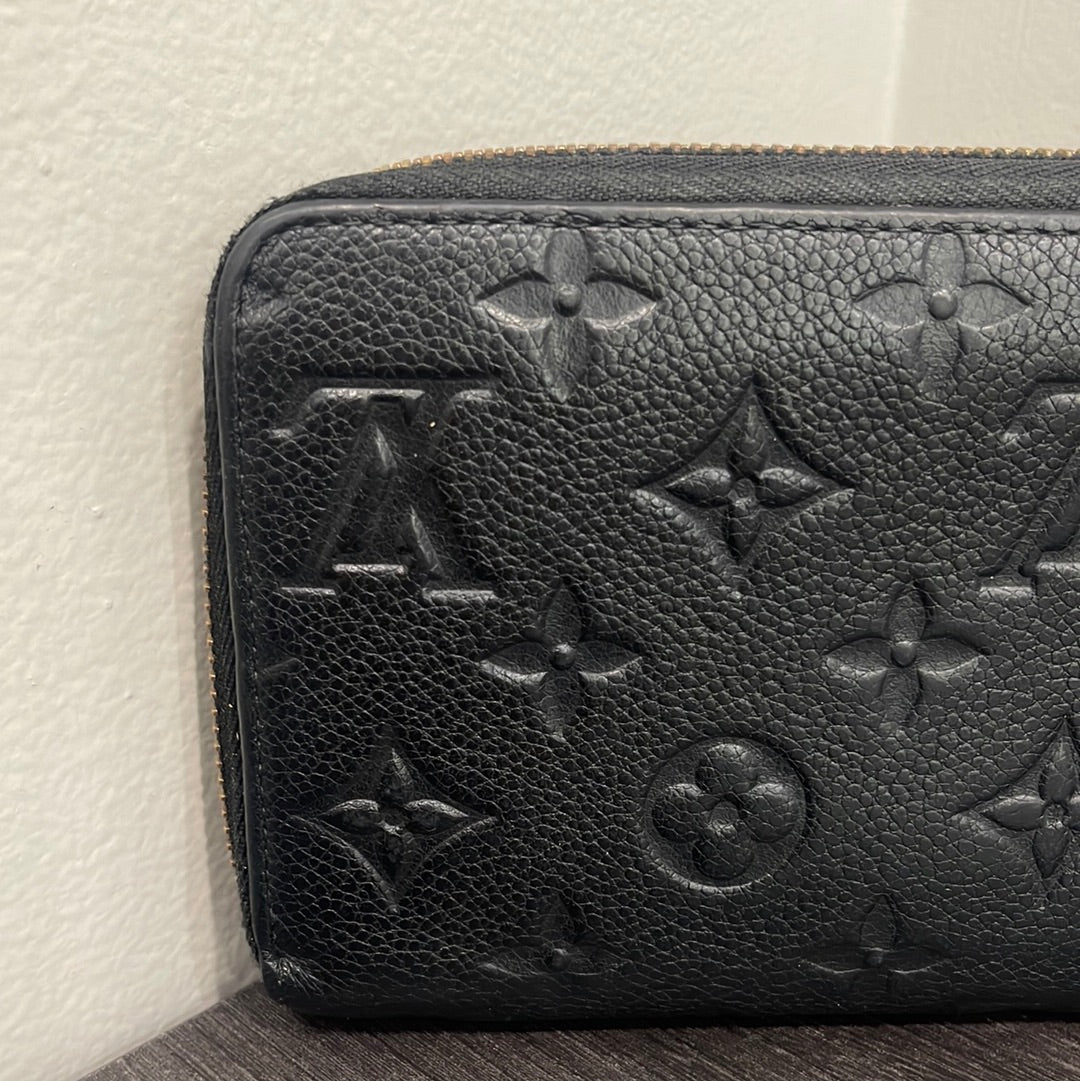 SOLD! Louis Vuitton Empreinte Zippy Wallet
