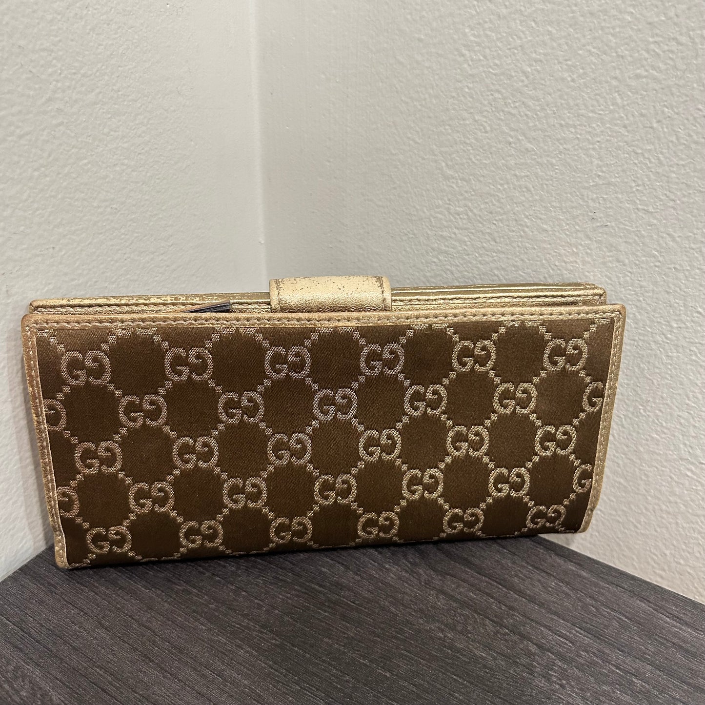 SOLD! Gucci Long Wallet