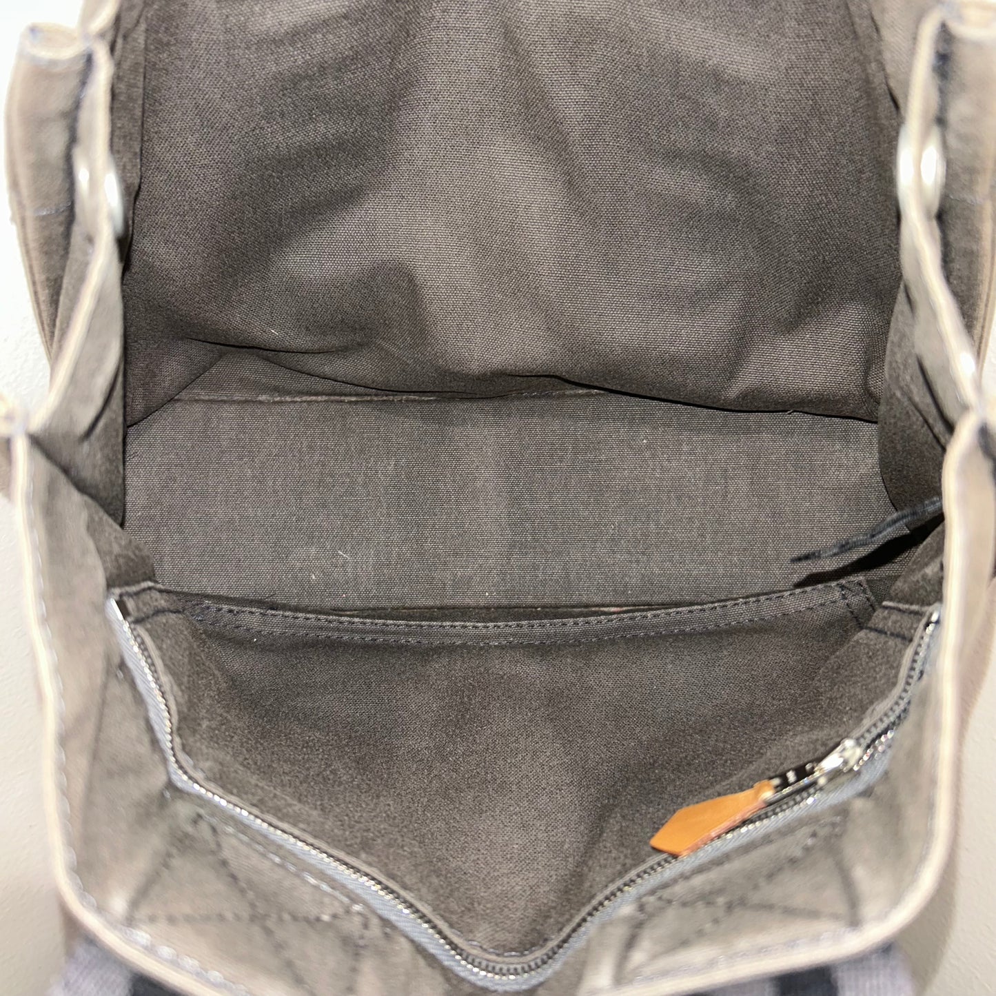 1076 HERMÈS PM Tote Grey