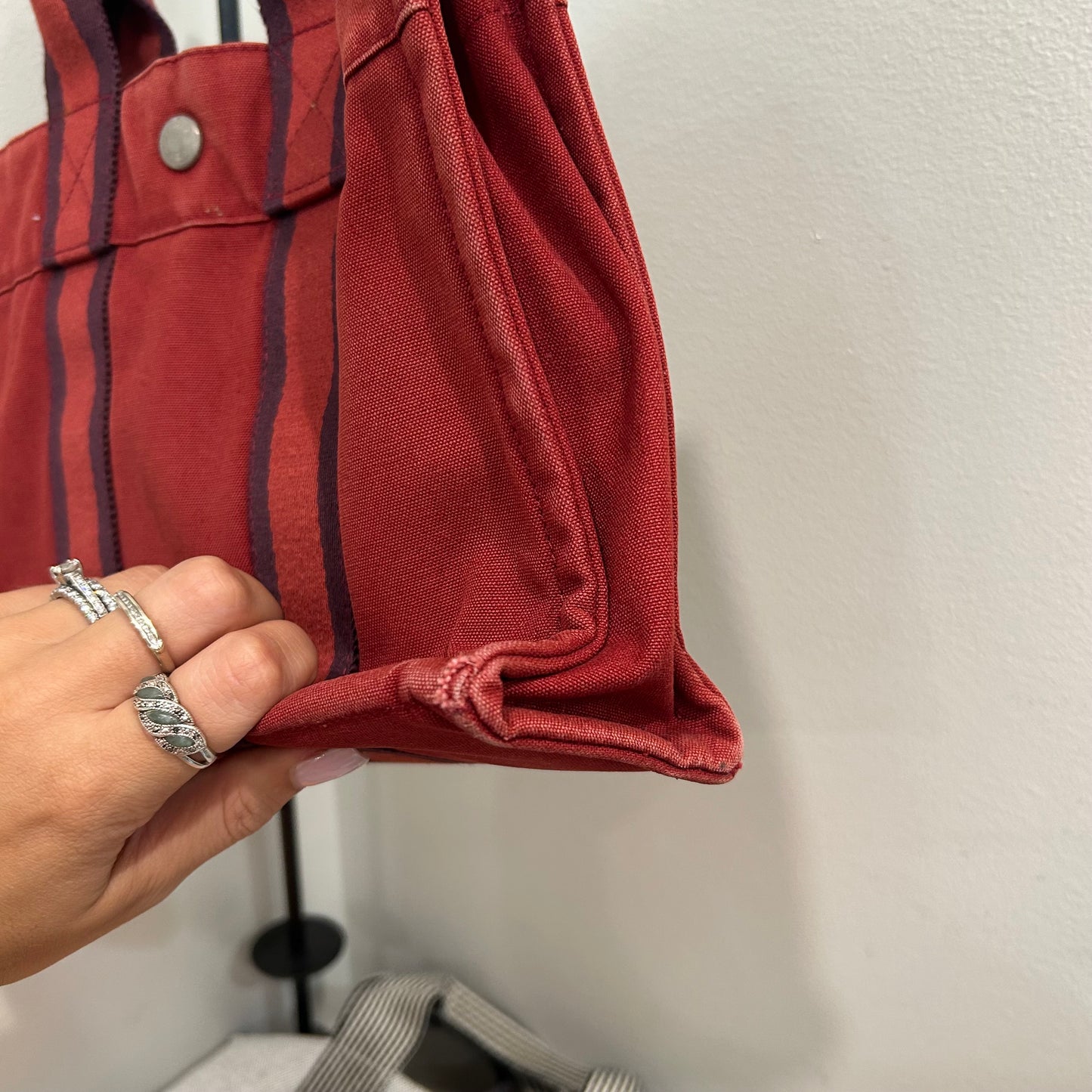 1077 HERMÈS PM Tote Red
