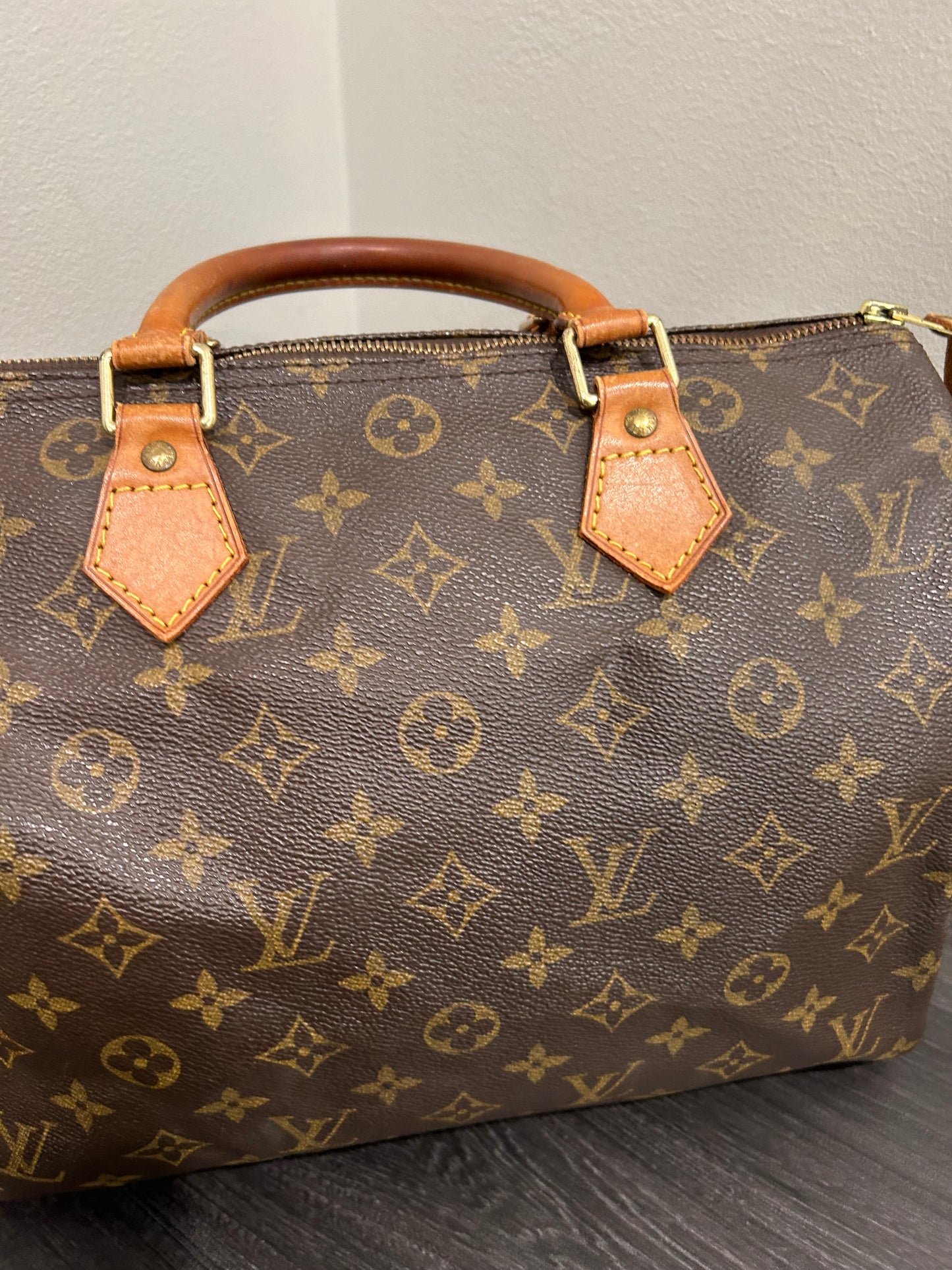 SOLD! Louis Vuitton Monogram Speedy 30