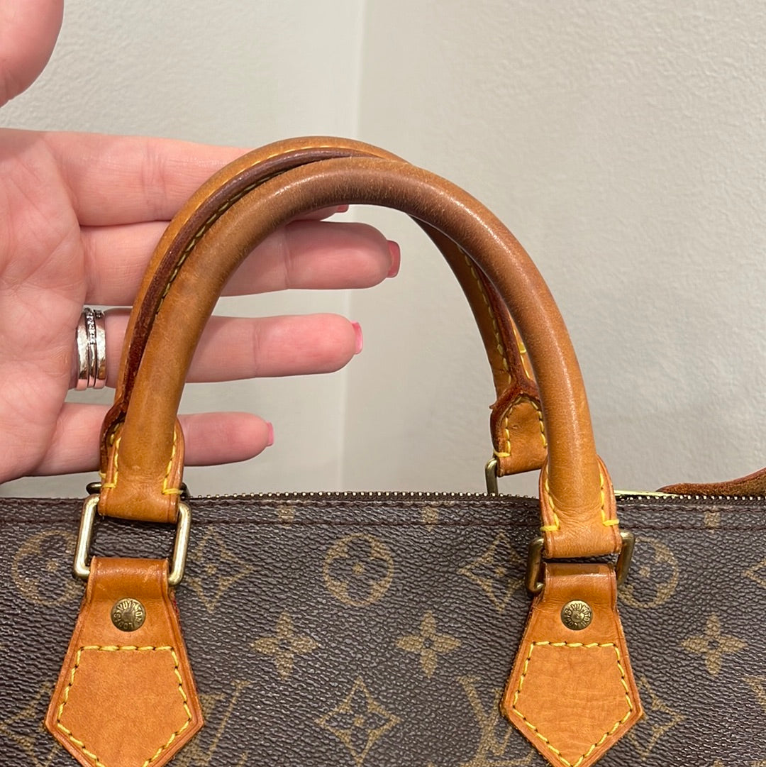 SOLD! Louis Vuitton Speedy 30