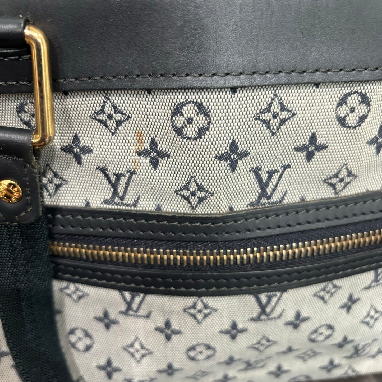 #322 LOUIS VUITTON Minilin Lucille PM