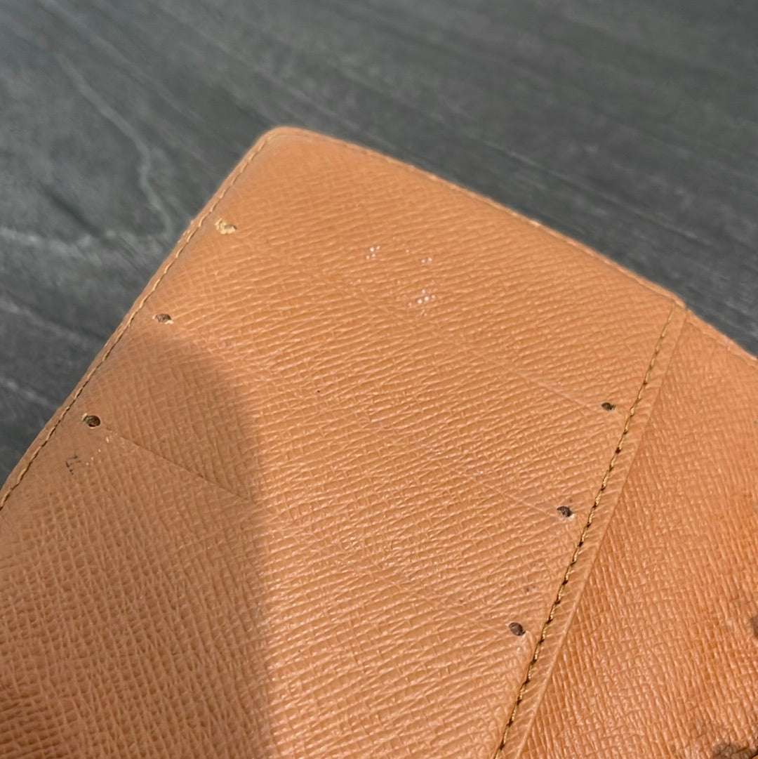SOLD! Louis Vuitton Agenda PM