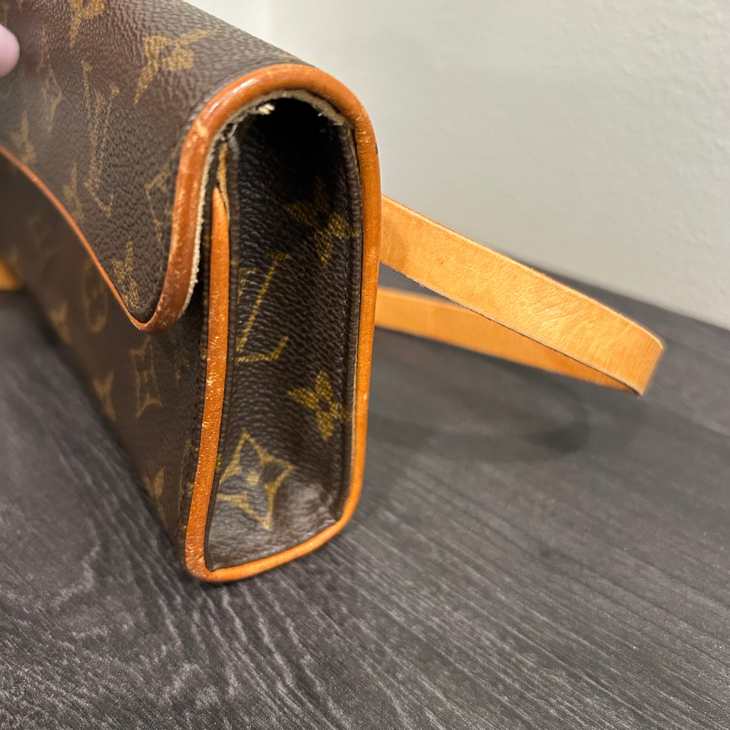 CLEARANCE Louis Vuitton Florentine Bum Bag