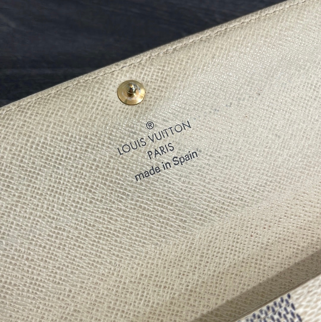 SOLD! Louis Vuitton Damier Wallet