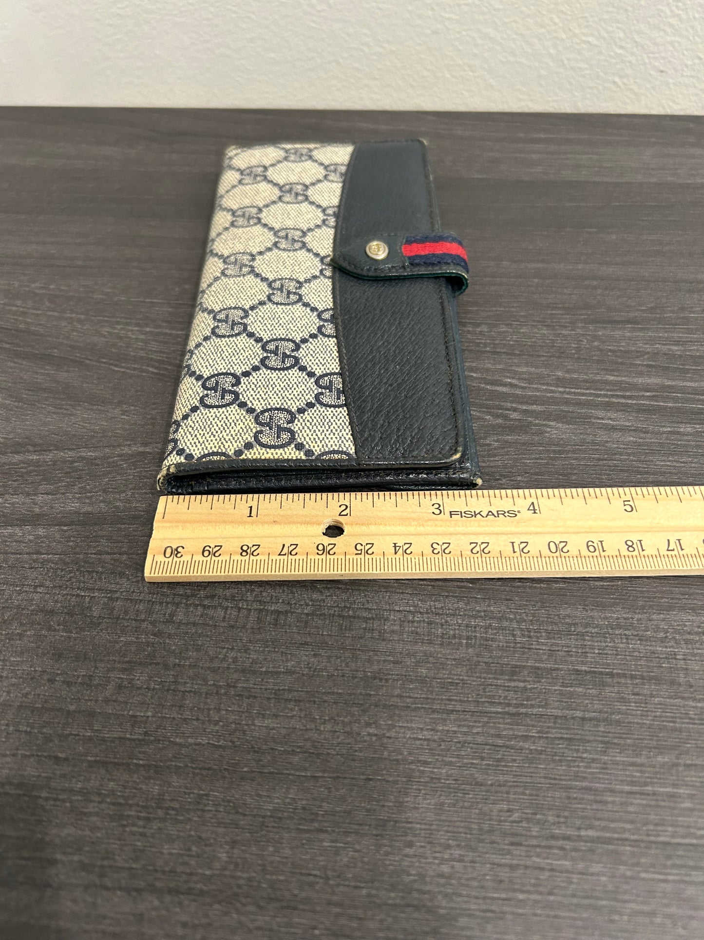 SOLD! Gucci Vintage Wallet