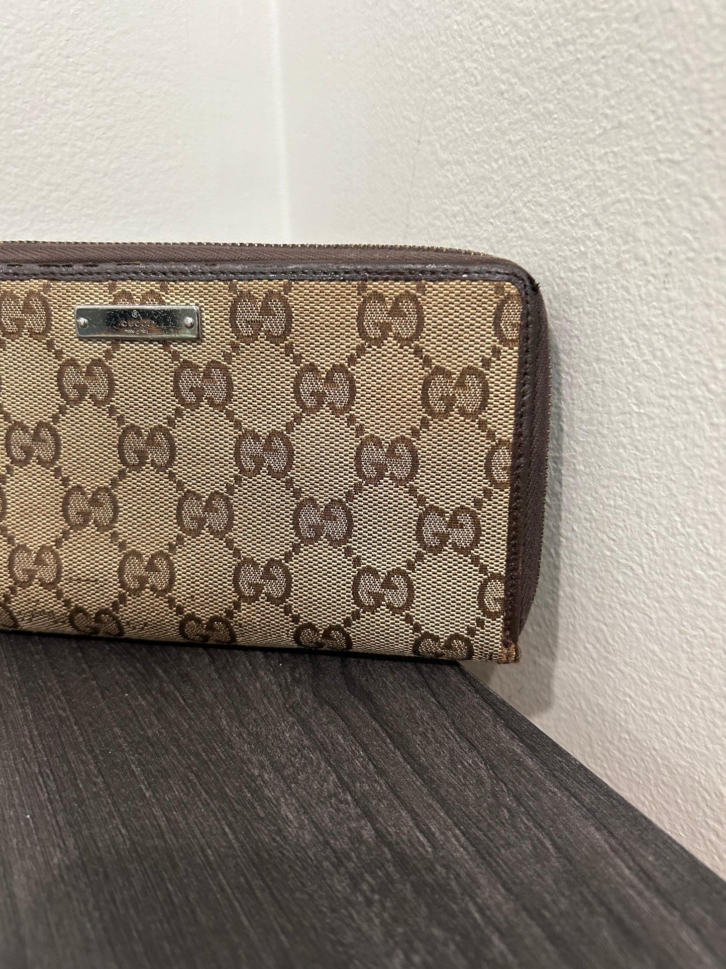 SOLD! Gucci GG Wallet