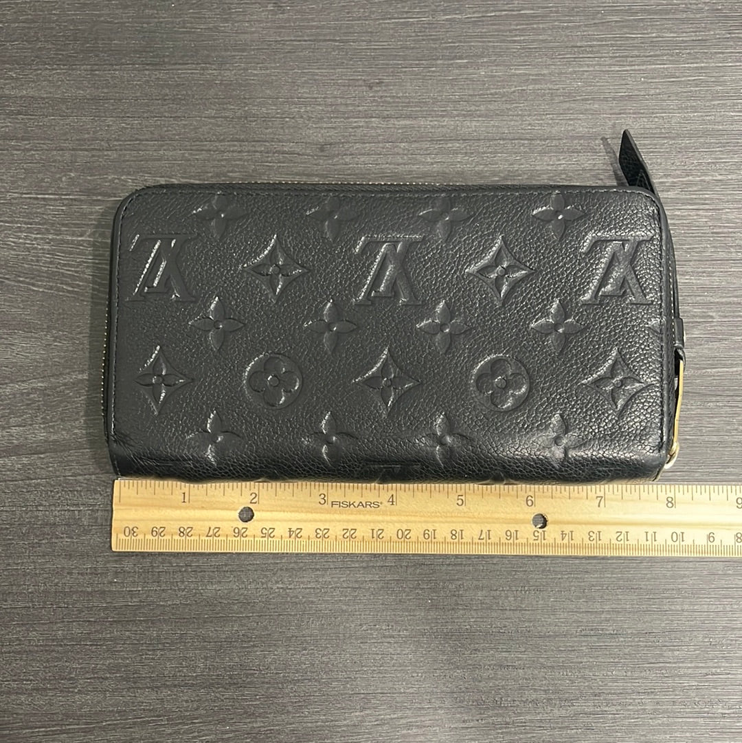 SOLD! Louis Vuitton Empreinte Zippy Wallet