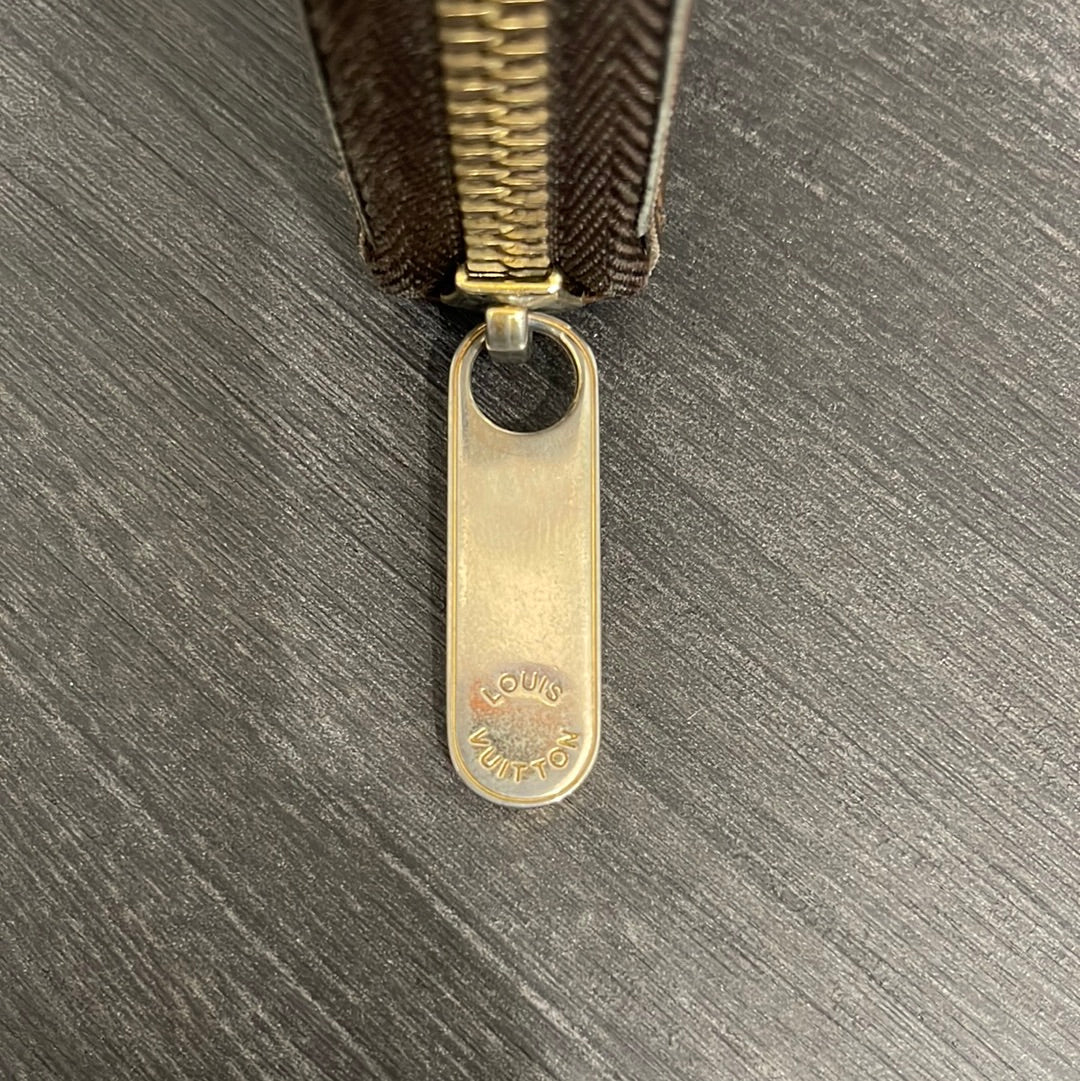 SOLD! Louis Vuitton Monogram Zippy Wallet