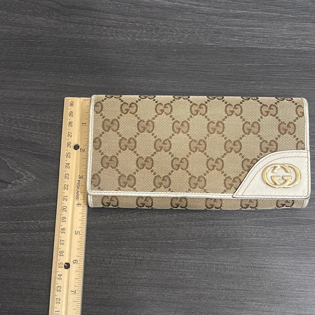 SOLD! Gucci GG Canvas Wallet