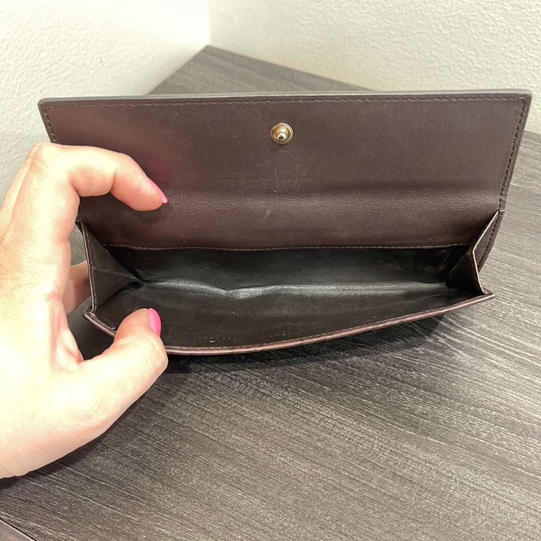 SOLD! Gucci GG Dark Brown Leather Wallet