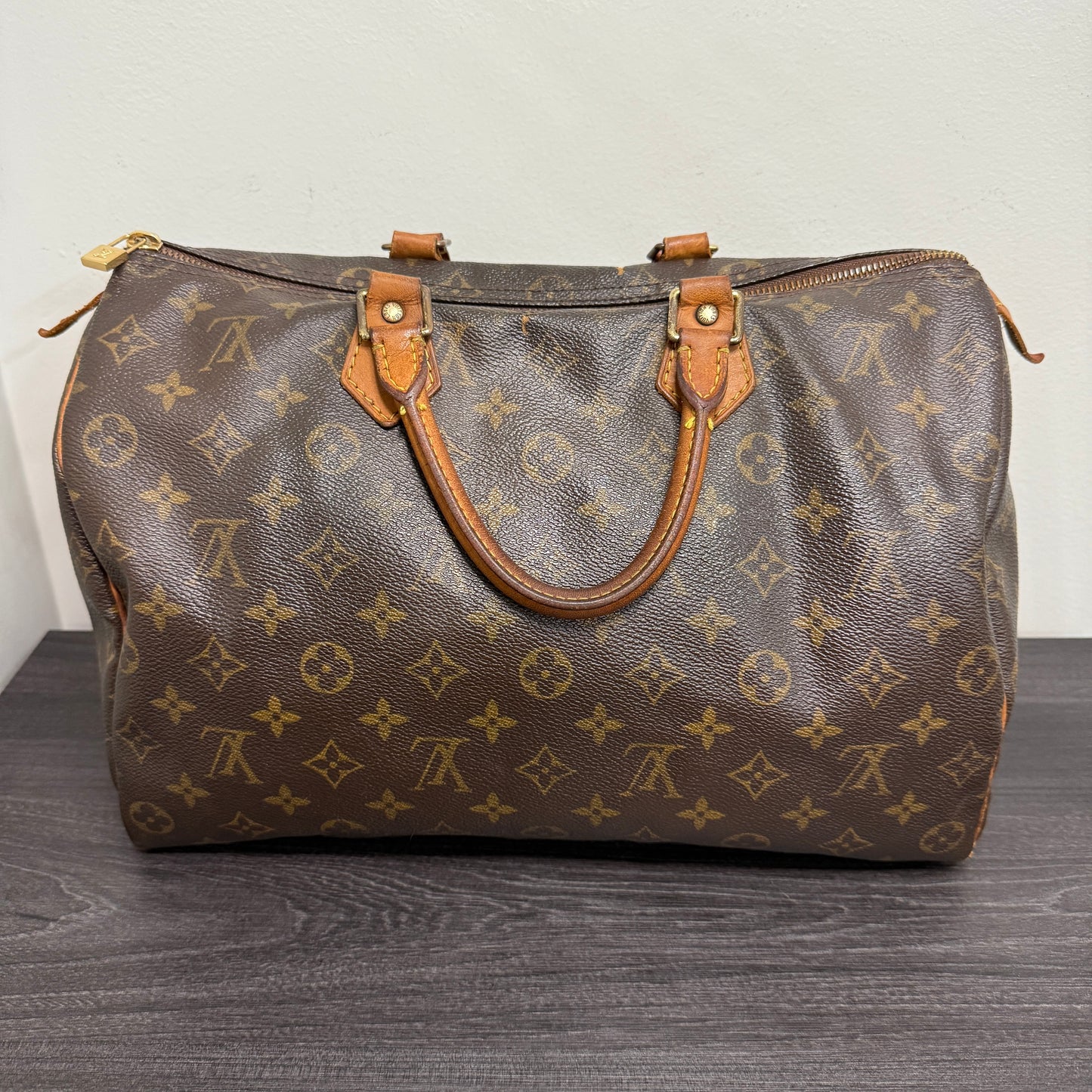 #1034 LOUIS VUITTON Monogram Speedy 35