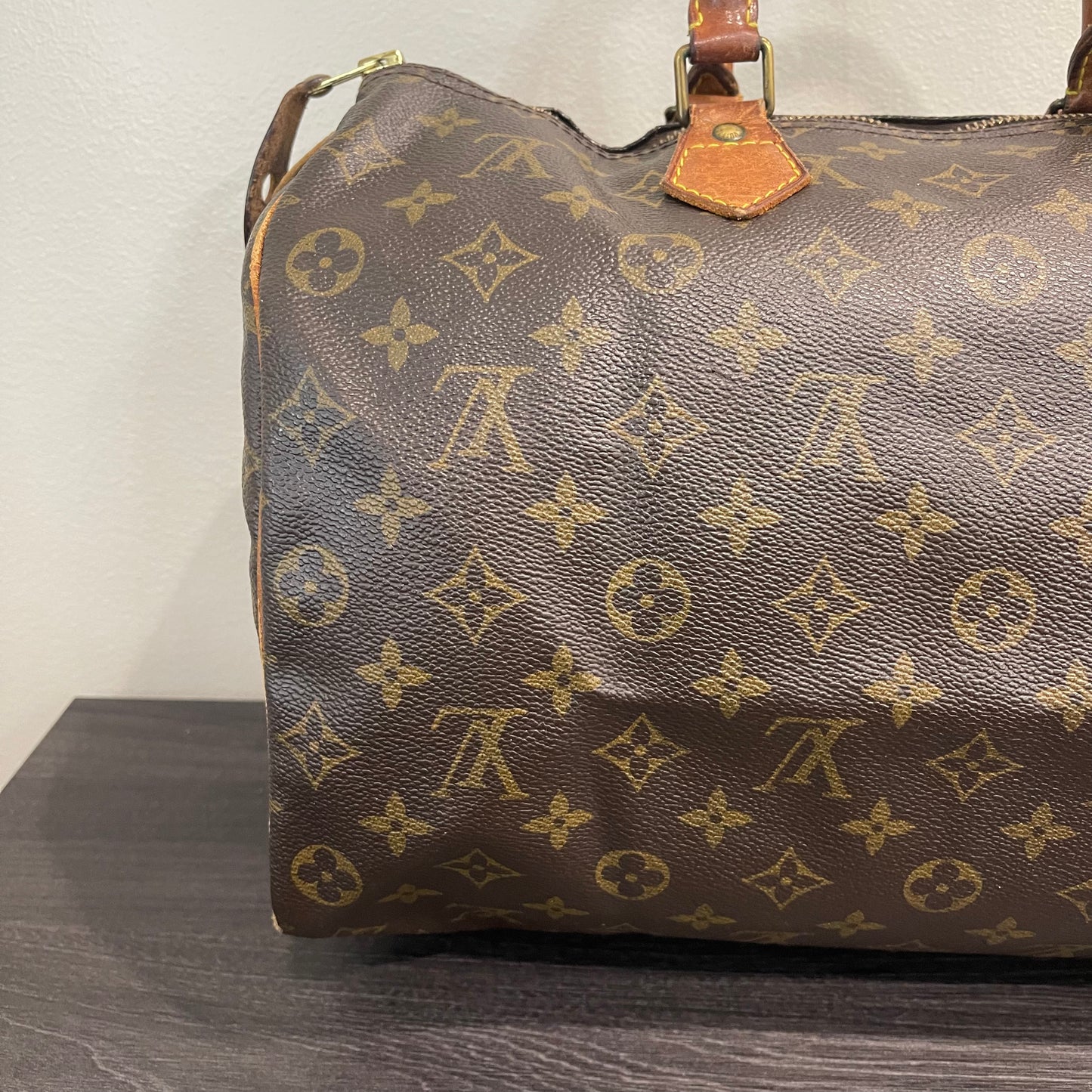Louis Vuitton Monogram Speedy 35
