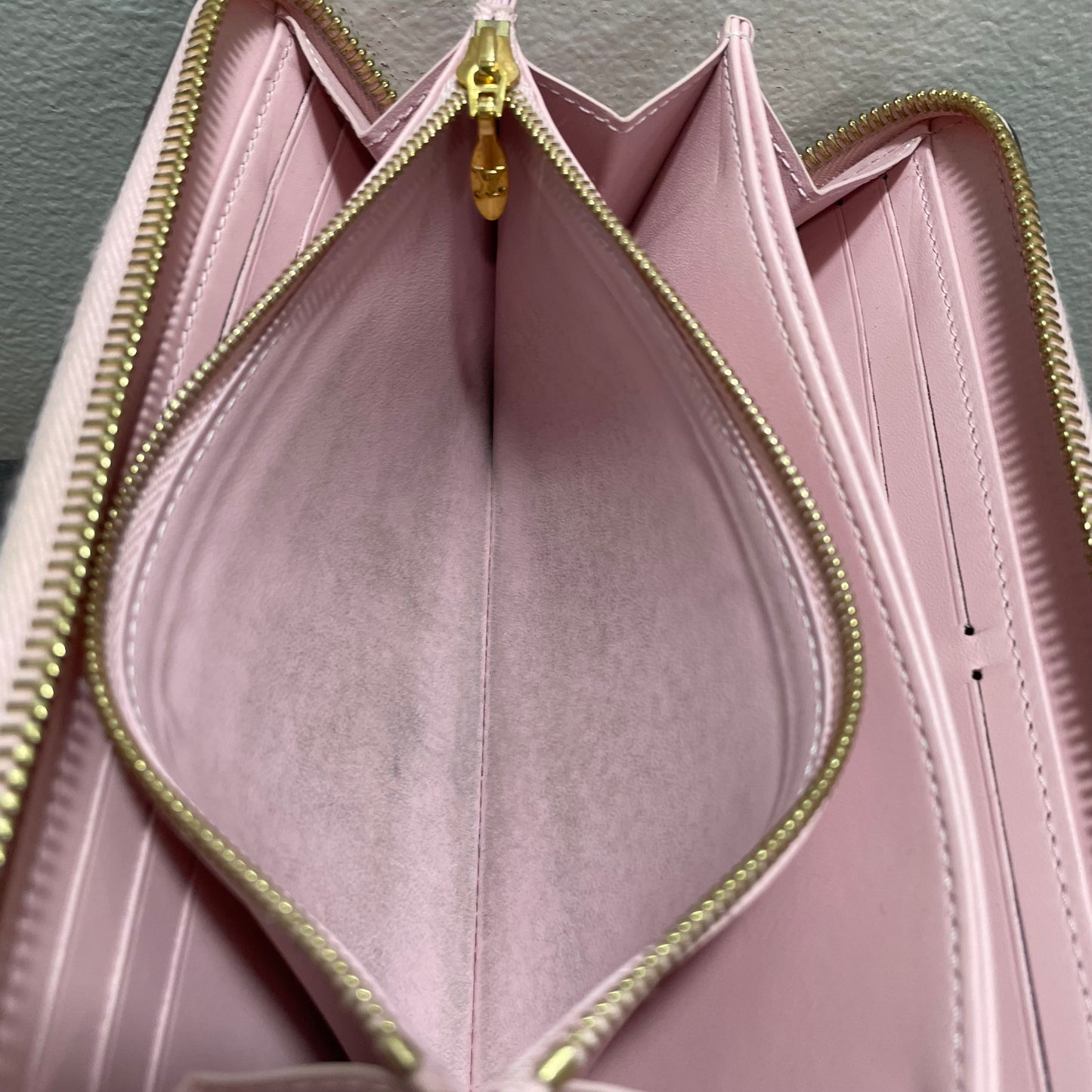 Louis Vuitton Vernis Venice Zippy Wallet & Storage Box