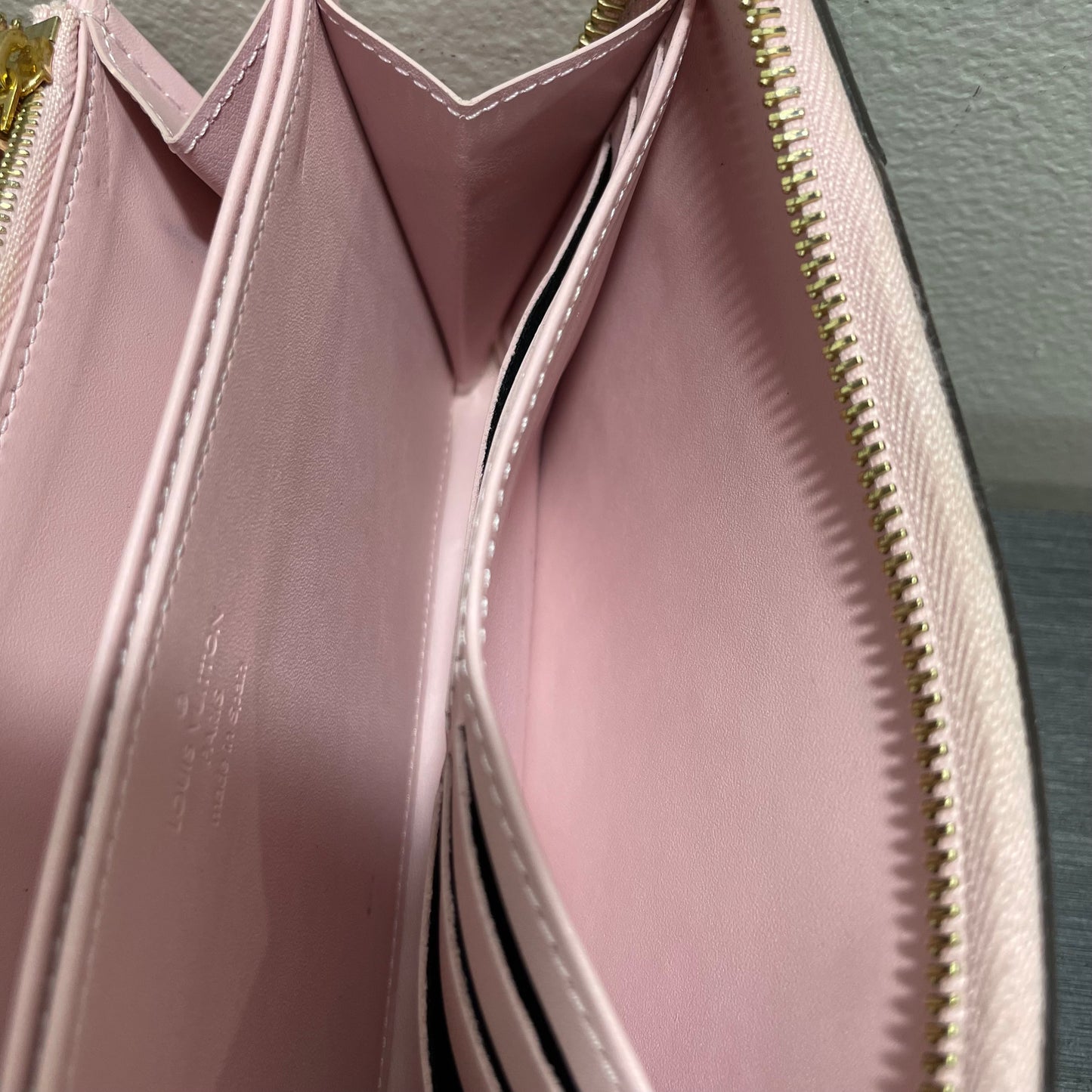 Louis Vuitton Vernis Venice Zippy Wallet & Storage Box