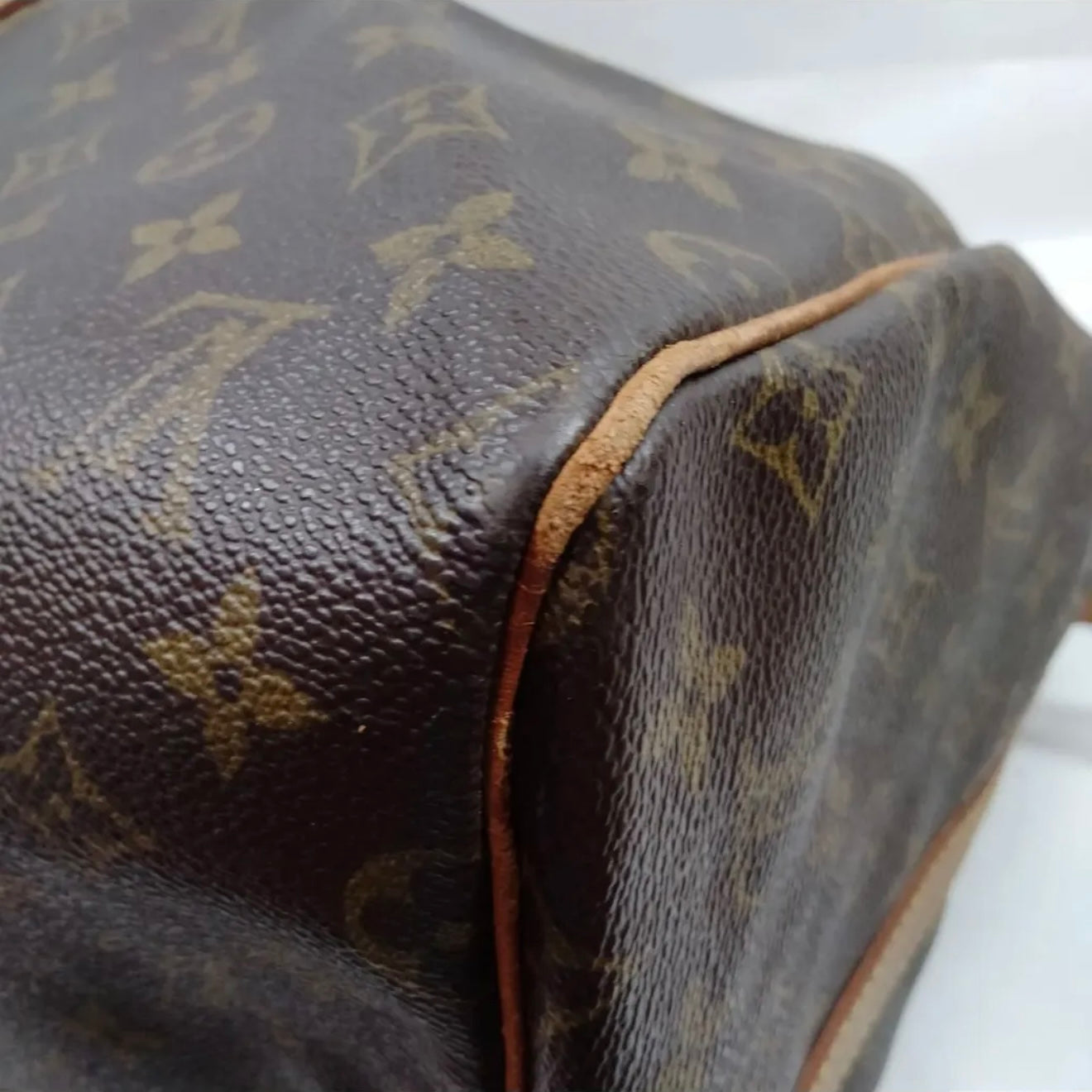 #805 LOUIS VUITTON Keepall 55 Bandouliere