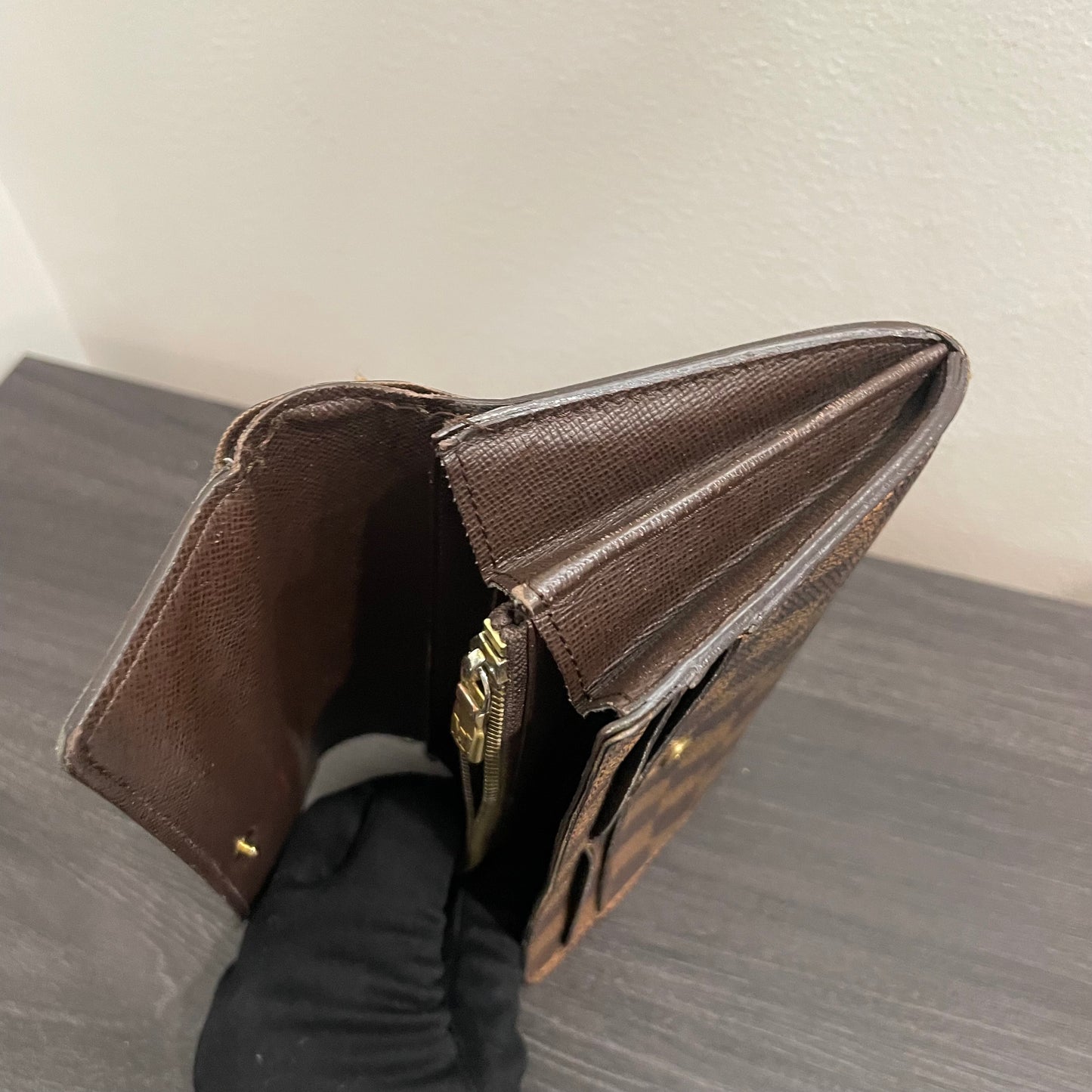 #178 LOUIS VUITTON Damier Ebene Long Wallet