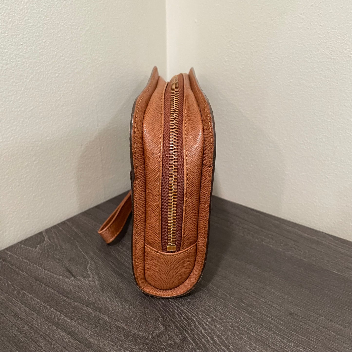 July-9 BAG DROP (Subscriber Price $260) Louis Vuitton Monogram Orsay Clutch
