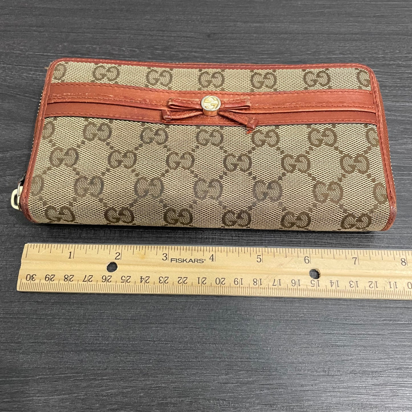 #192 GUCCI GG Canvas Zippy Wallet