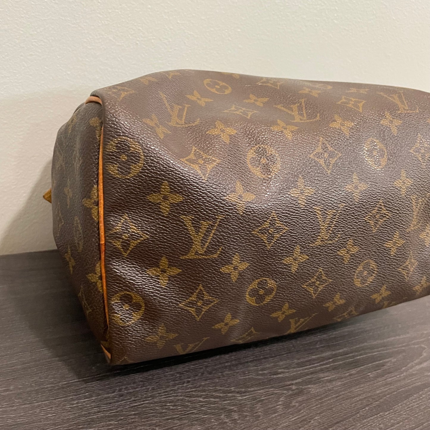 July-9 BAG DROP (Subscriber Price $290) Louis Vuitton Monogram Speedy 25 with Lock & Key