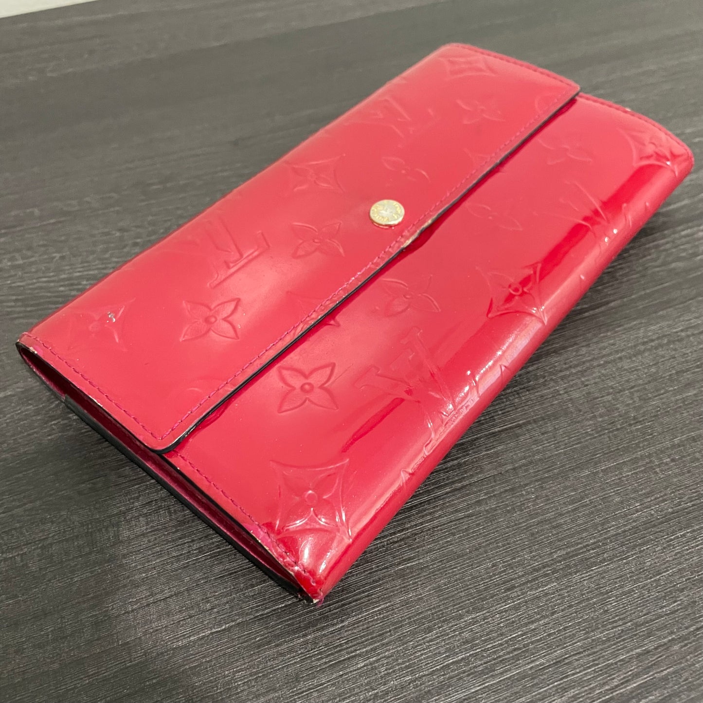 July-9 BAG DROP (Subscriber Price $100) Louis Vuitton Scarlet Vernis Wallet