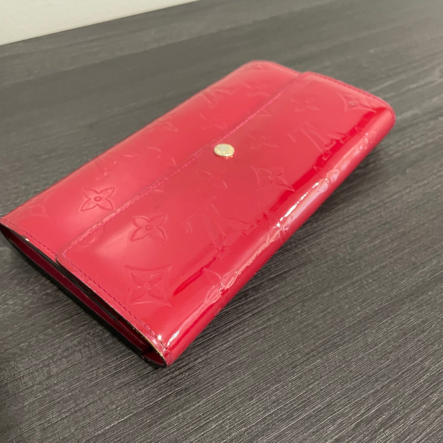 July-9 BAG DROP (Subscriber Price $100) Louis Vuitton Scarlet Vernis Wallet