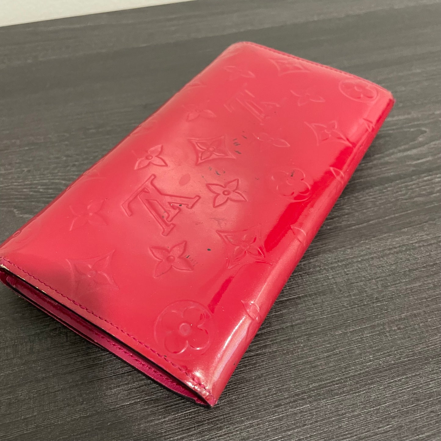 July-9 BAG DROP (Subscriber Price $100) Louis Vuitton Scarlet Vernis Wallet