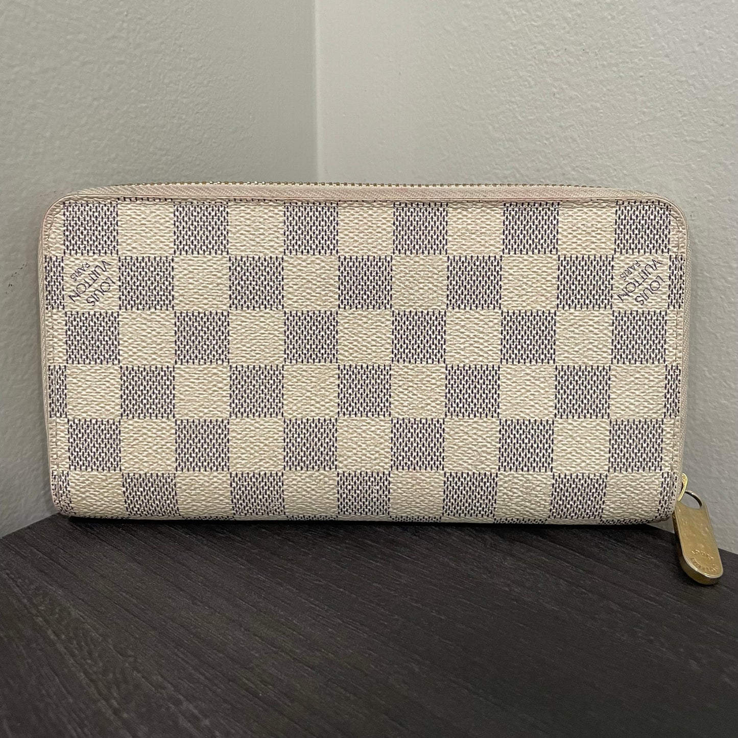 SOLD! Louis Vuitton Damier Azur Zippy Wallet