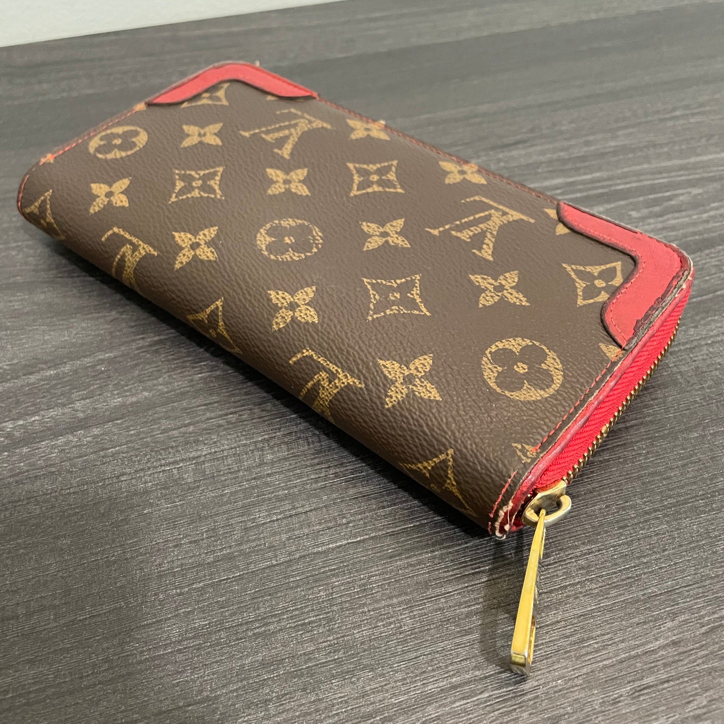 SOLD! Louis Vuitton Monogram Cerise Retiro Zippy Wallet