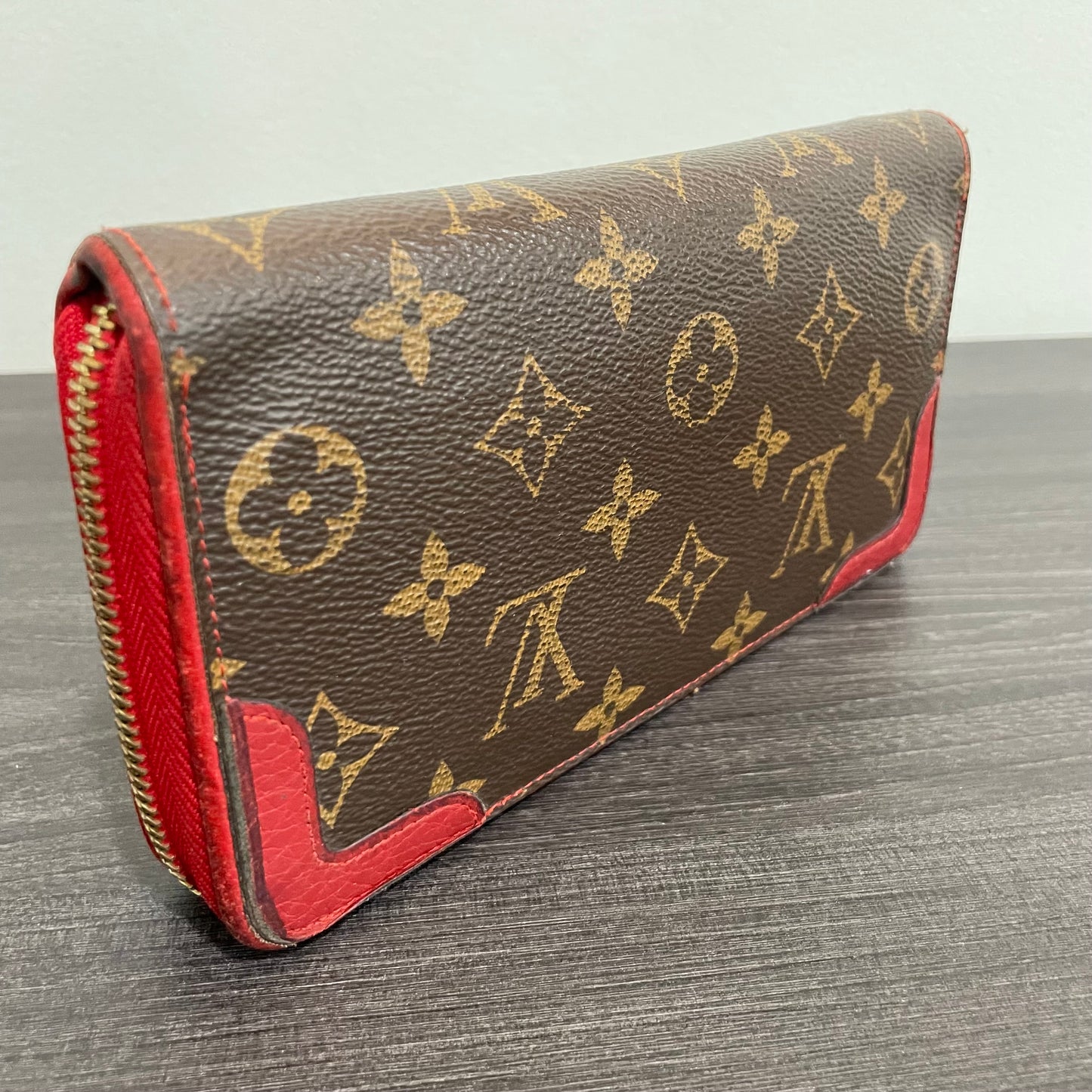 SOLD! Louis Vuitton Monogram Cerise Retiro Zippy Wallet