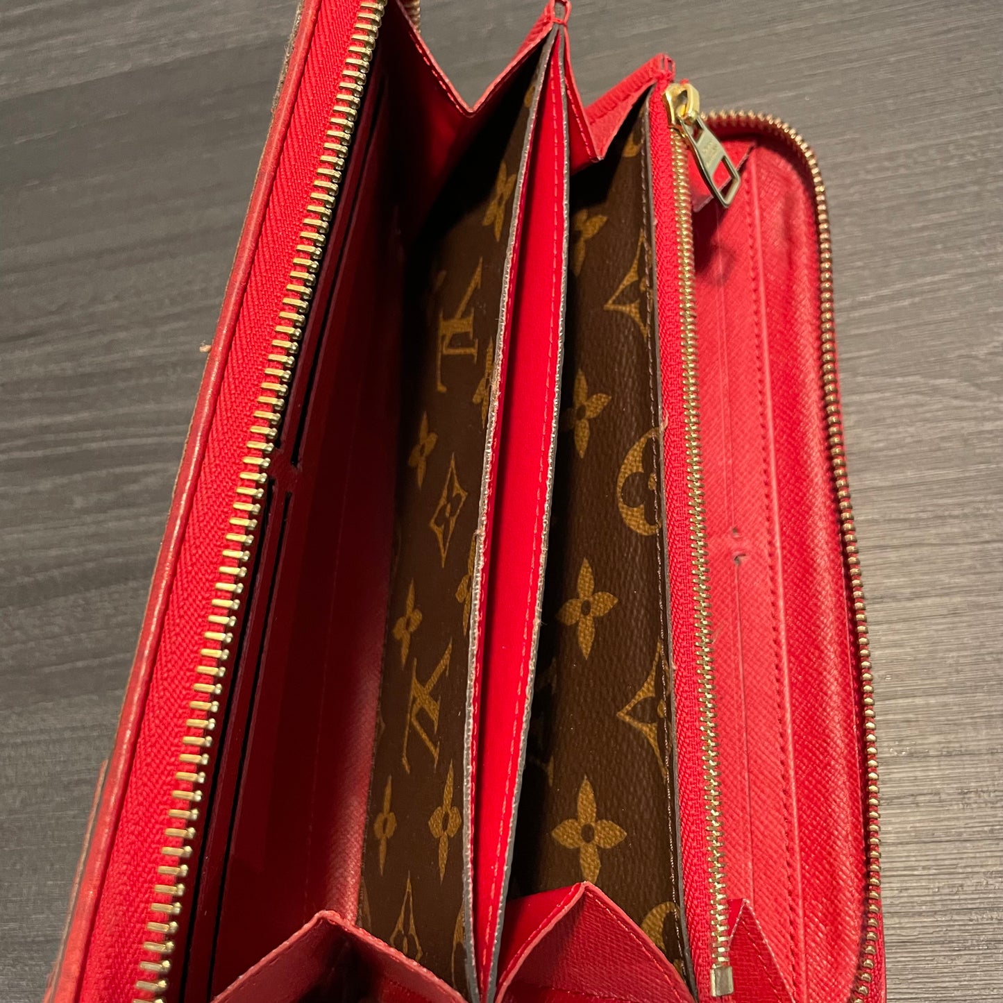 SOLD! Louis Vuitton Monogram Cerise Retiro Zippy Wallet