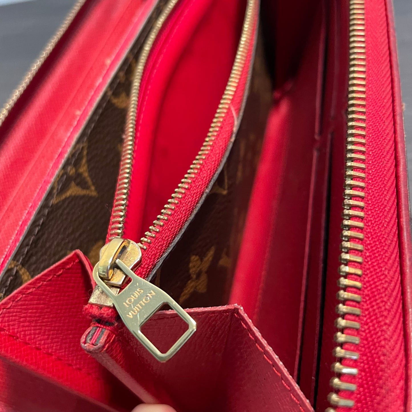 SOLD! Louis Vuitton Monogram Cerise Retiro Zippy Wallet