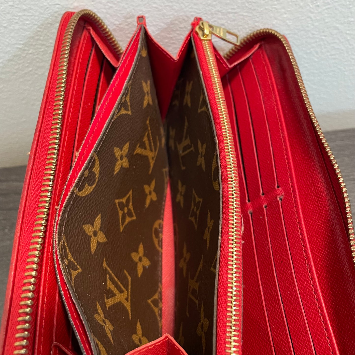SOLD! Louis Vuitton Monogram Cerise Retiro Zippy Wallet